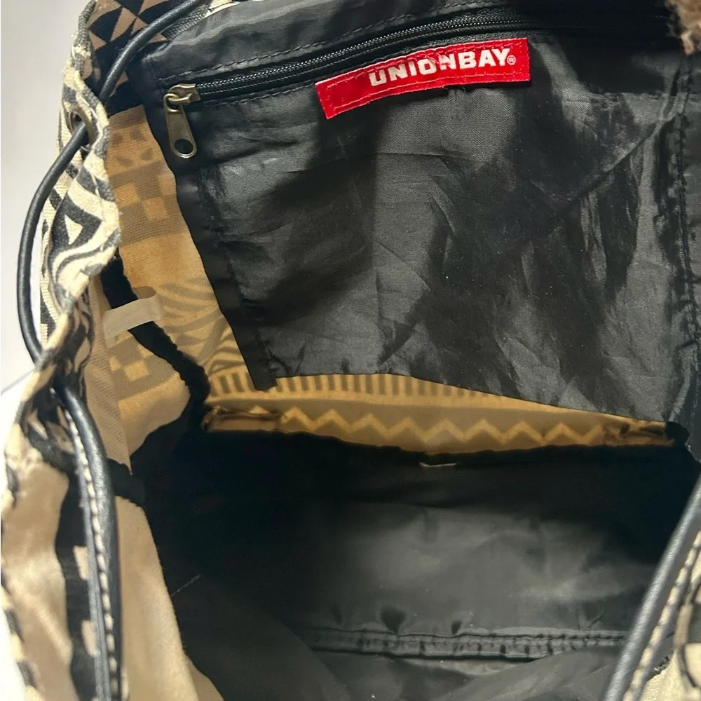 UNIONBAY Black and Cream Patterned Backpack